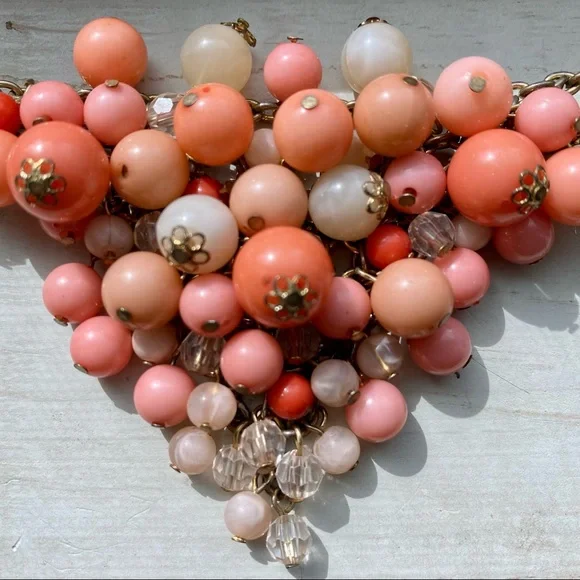 Vintage bubble ball necklace - Picture 3 of 7